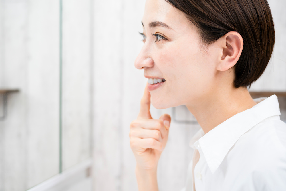 歯列矯正を自力で行うのは危険？リスクと効果的な方法を解説